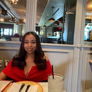 Meet your Posher, Sandra